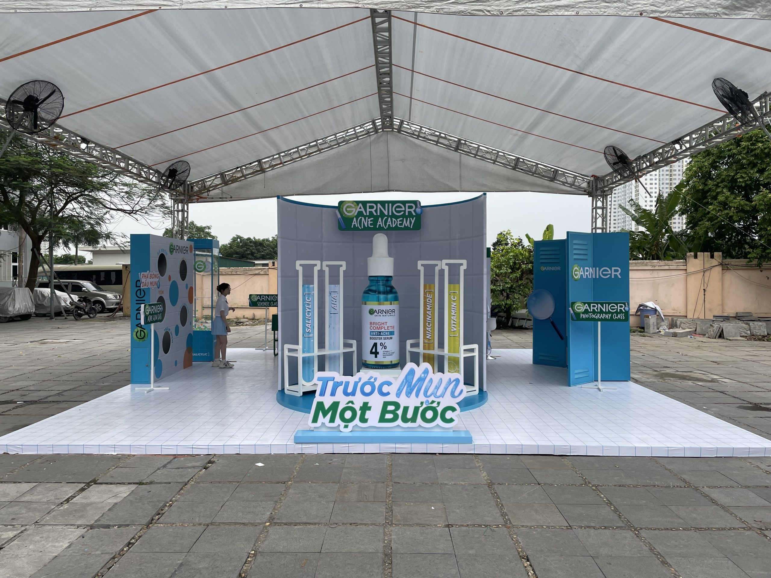 Garnier Big Booth