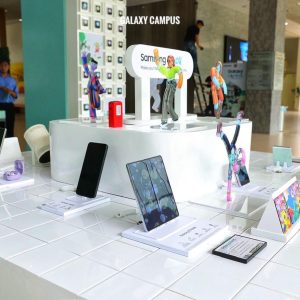 Alternative view of SAMSUNG ACT