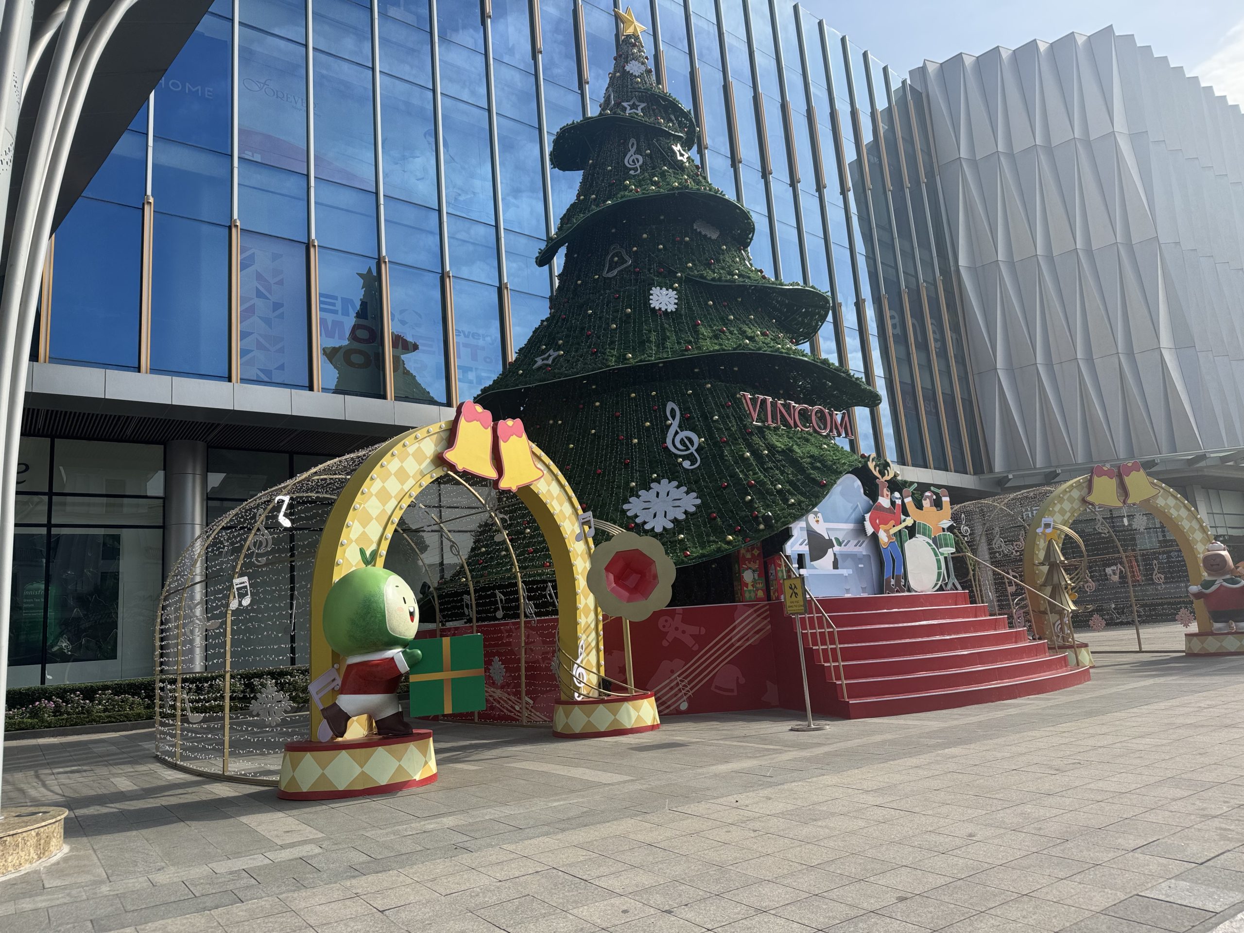 Deco noen Vincom - Ảnh 5