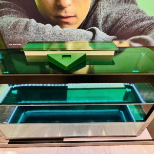 PRADA : BOOTH ACT - Ảnh 4